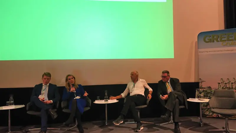 Small ports talk sustainability