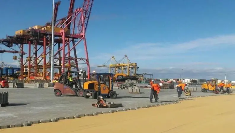 paving