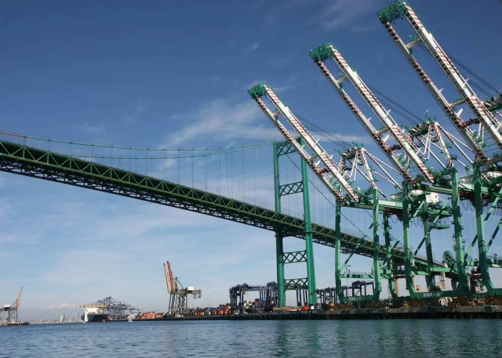Continuing tariffs mean cargo volumes are down in November at the Port of Long Beach Photo: pixabay