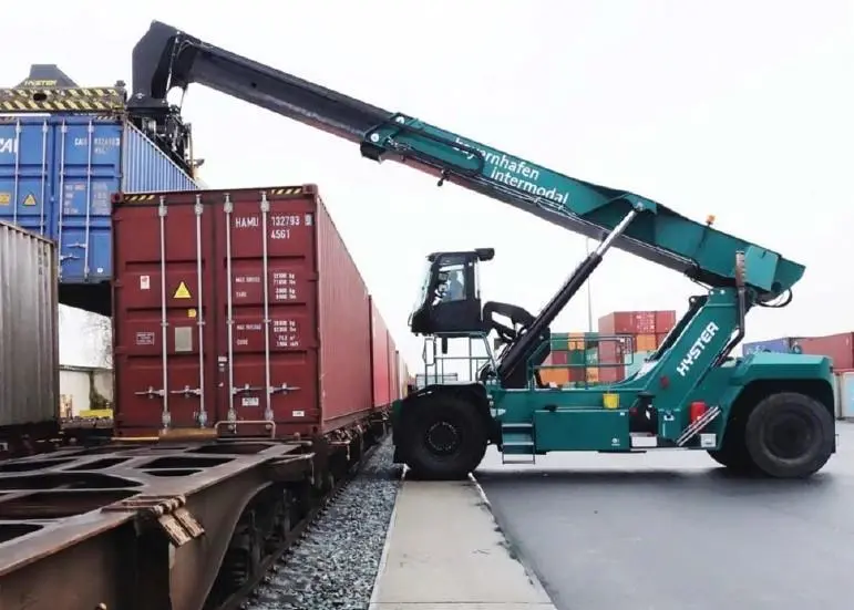 reachstacker