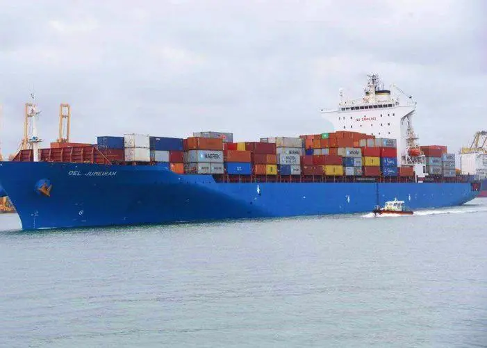 feeder vessel