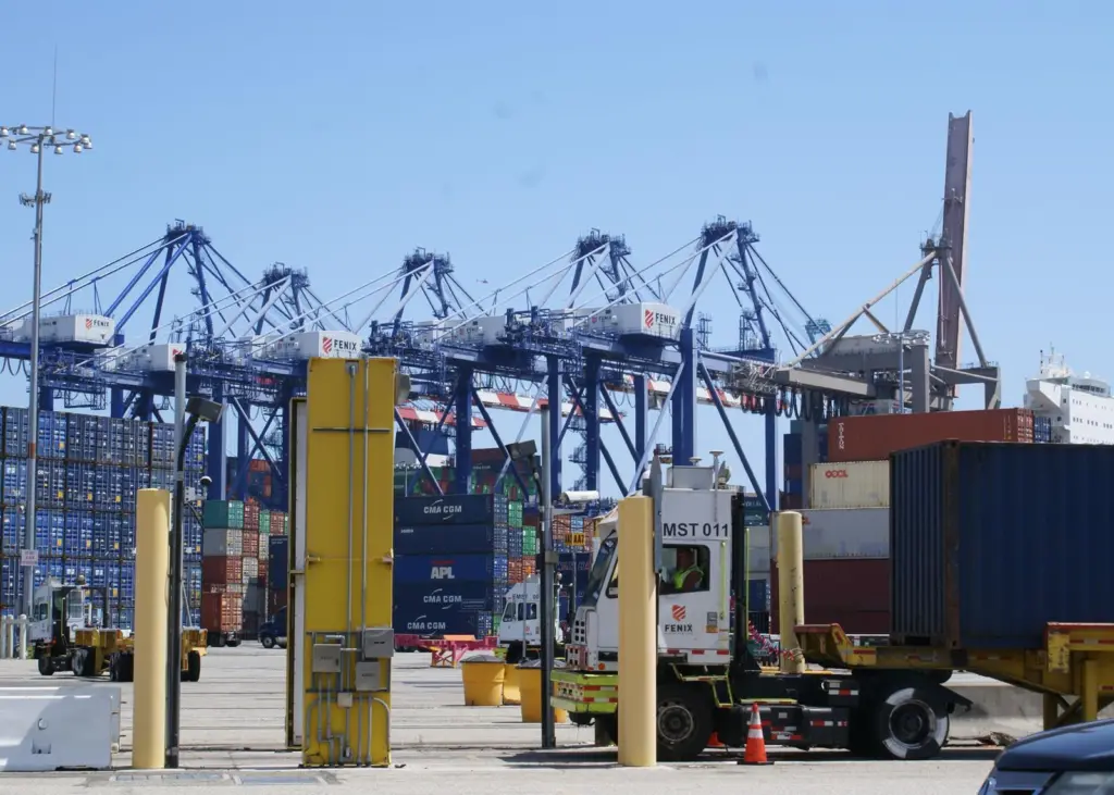 Fenix Marine Services terminal