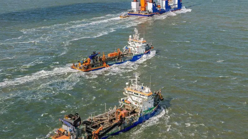 Van Oord dredgers