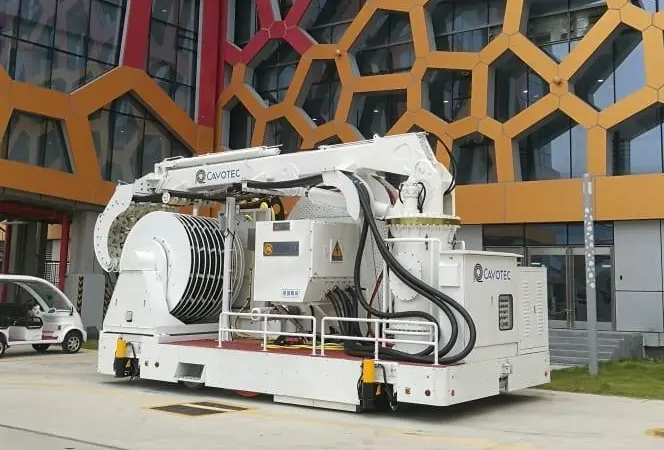 Cavotec PowerMove units provide electrical power to a wide variety of cruise ships Photo: Cavotec