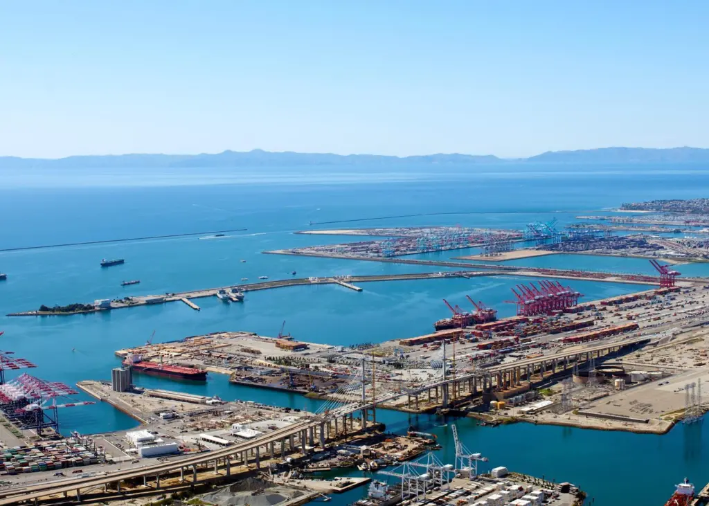 Californian ports are facing power issues, pictured, Port of Long Beach Photo: D Ramey Logan/Wikimedia Commons CC BY-SA 4.0