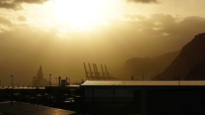 Decarbonising ports means tackling market, regulatory, costs and electrification barriers Photo: koala0815/Pixabay