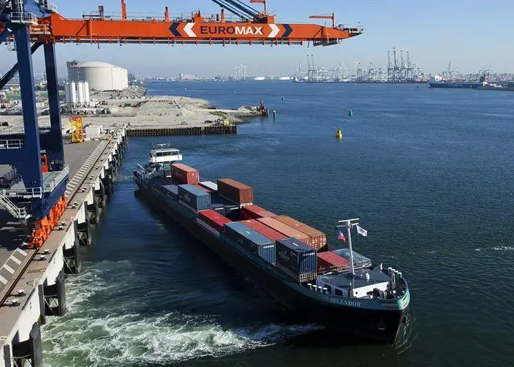 Wärtsilä zero emission barge