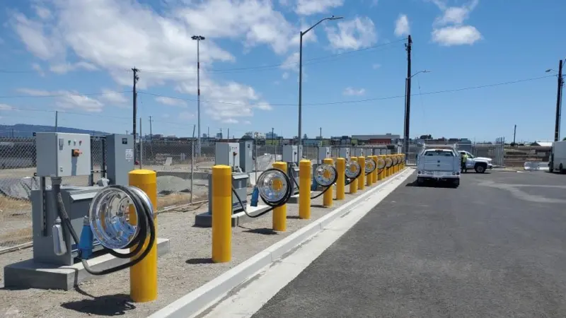 The demo project is is a major step in testing the feasibility of battery electric trucks moving containers Photo: Port of Oakland