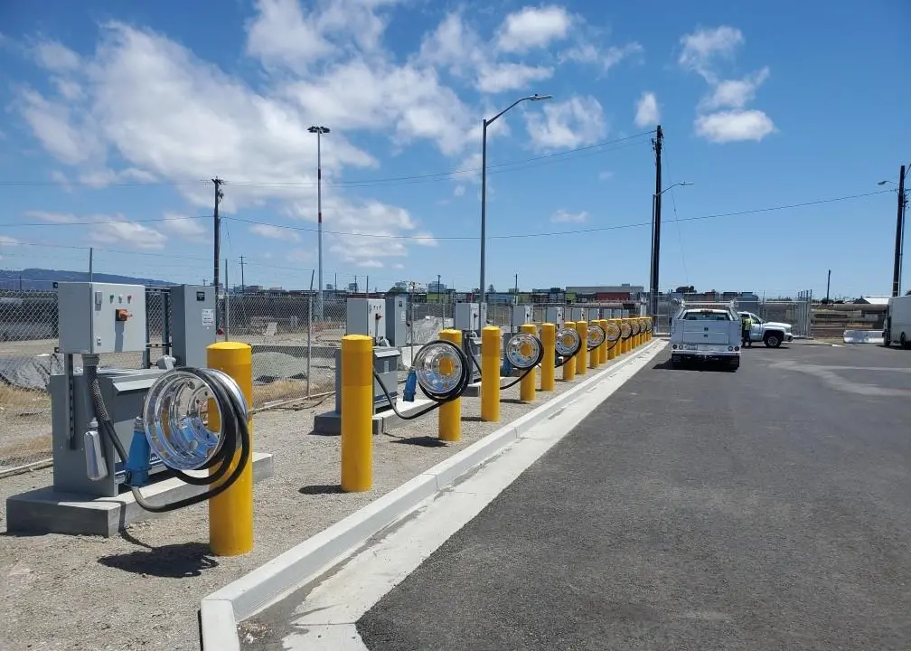 The demo project is is a major step in testing the feasibility of battery electric trucks moving containers Photo: Port of Oakland