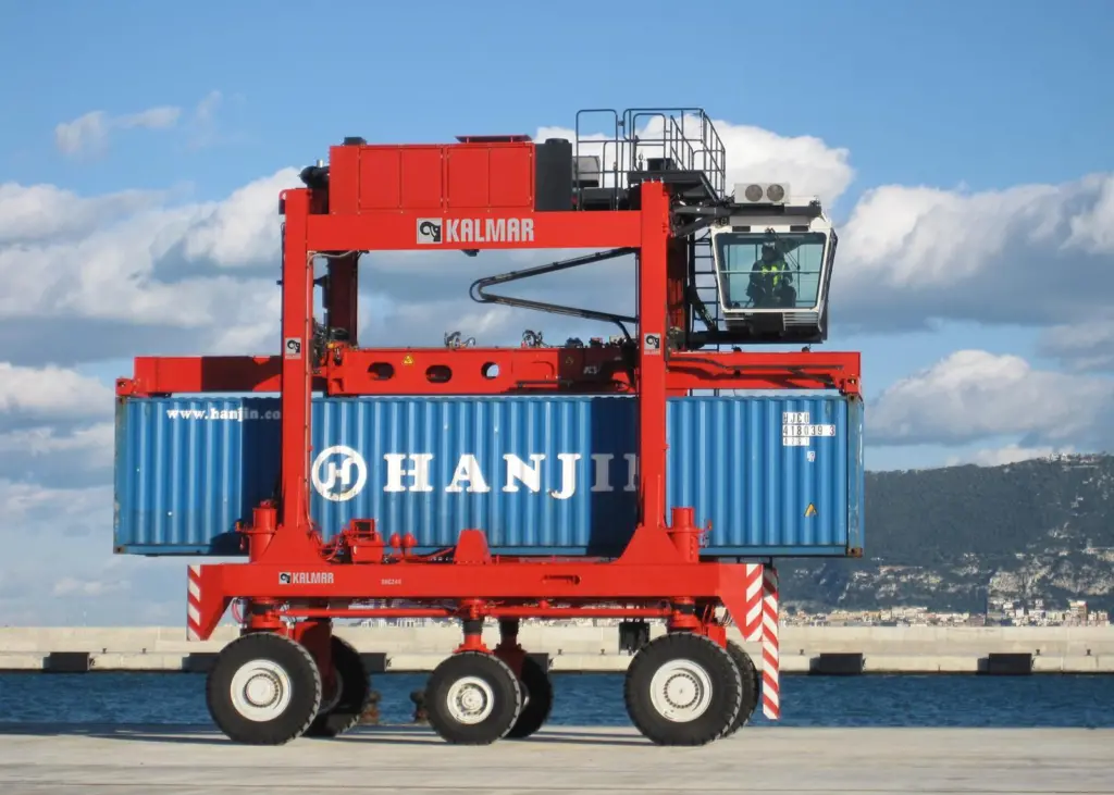 TTI Algeciras already operates with 21 Kalmar Shuttle Carriers Photo: Kalmar