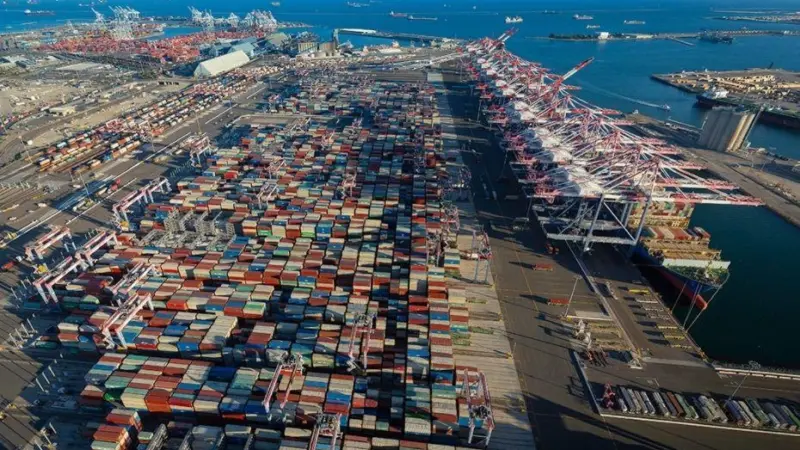 Long Beach Container Terminal at Middle Harbor