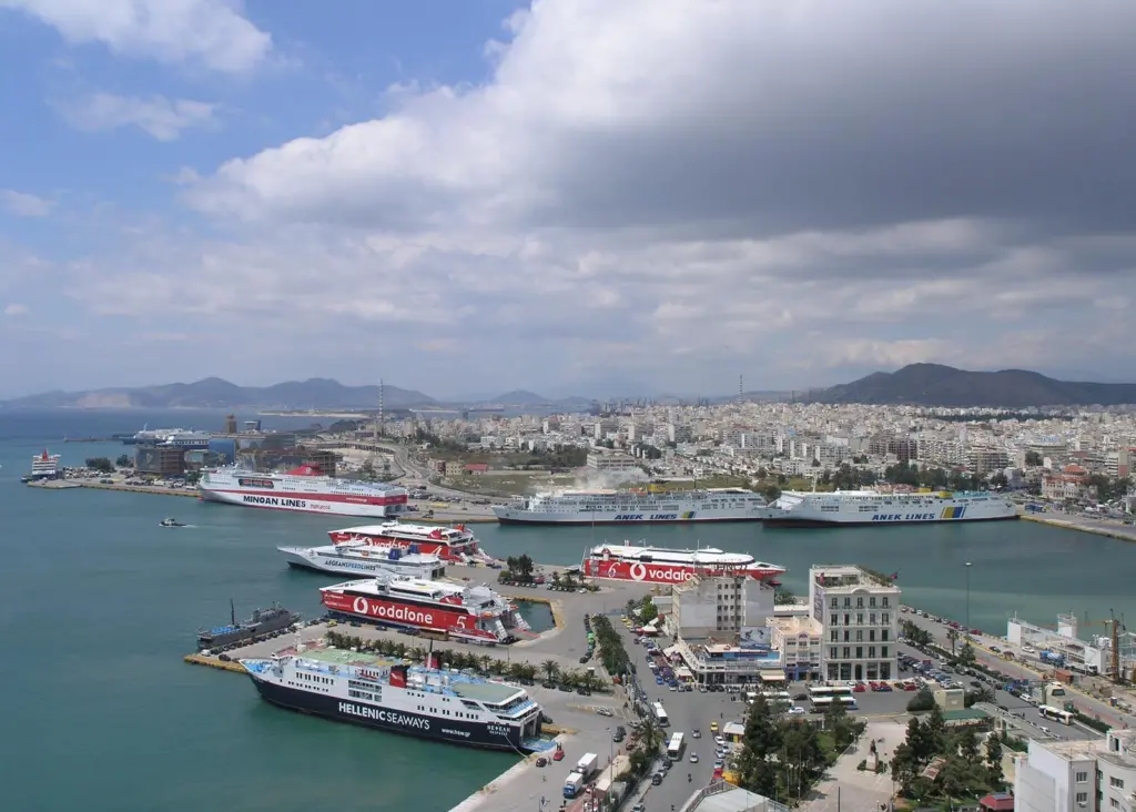 Piraeus is a key location on the trans-Mediterranean shipping route Photo: Wikimedia