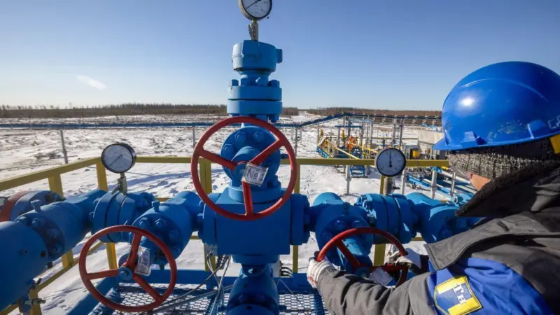 russian-gas-well-1140x760