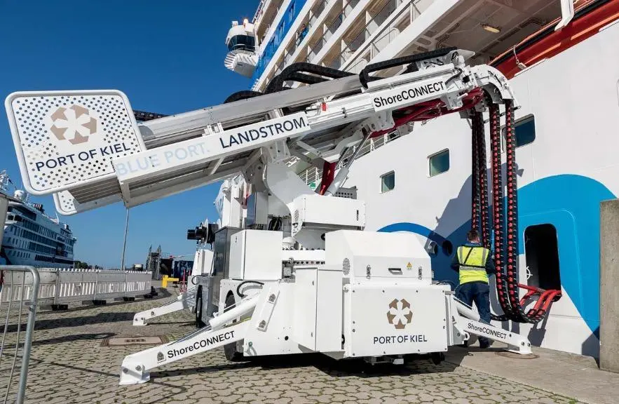 Kiel, Ostseekai: The largest shore power system to date in a German Baltic Sea port can supply two passenger ships at the same time