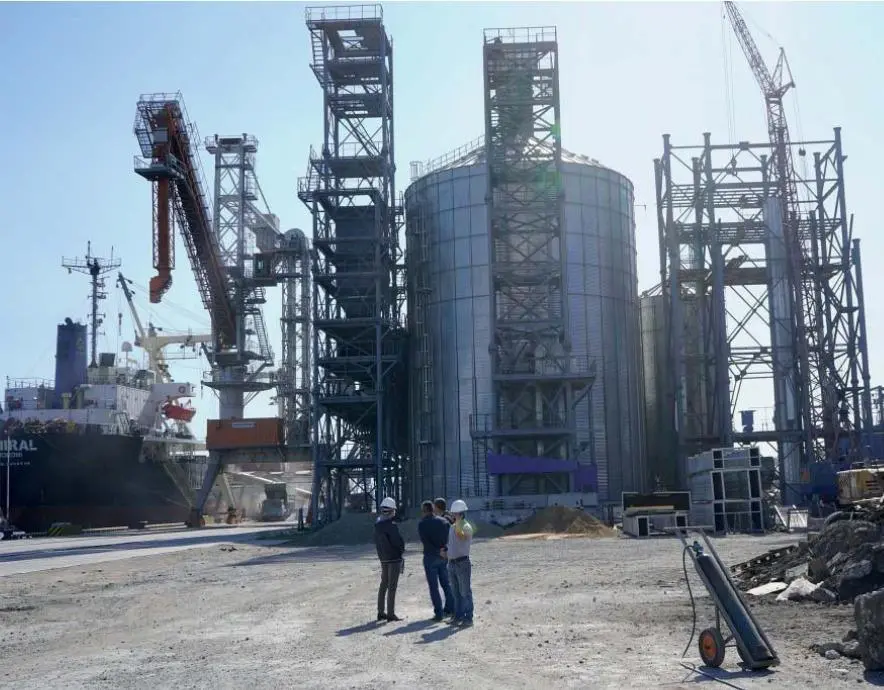 Mariupol port, Ukraine recently completed the construction of a new grain export terminal but G7 agricultural ministers have confirmed that Russia is deliberately targeting and destroying such facilities