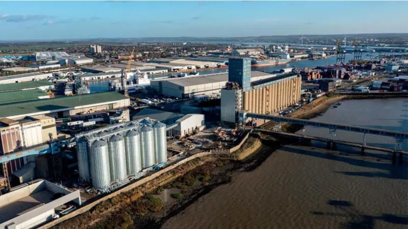 The Tilbury Grain Terminal facilities are in the fi nal stages of a comprehensive upgrade