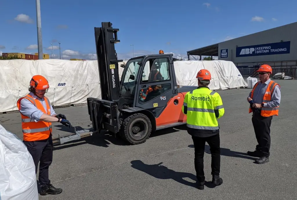 ABP_is_first_in_the_UK_to_trial_Rombits_safety_wearables