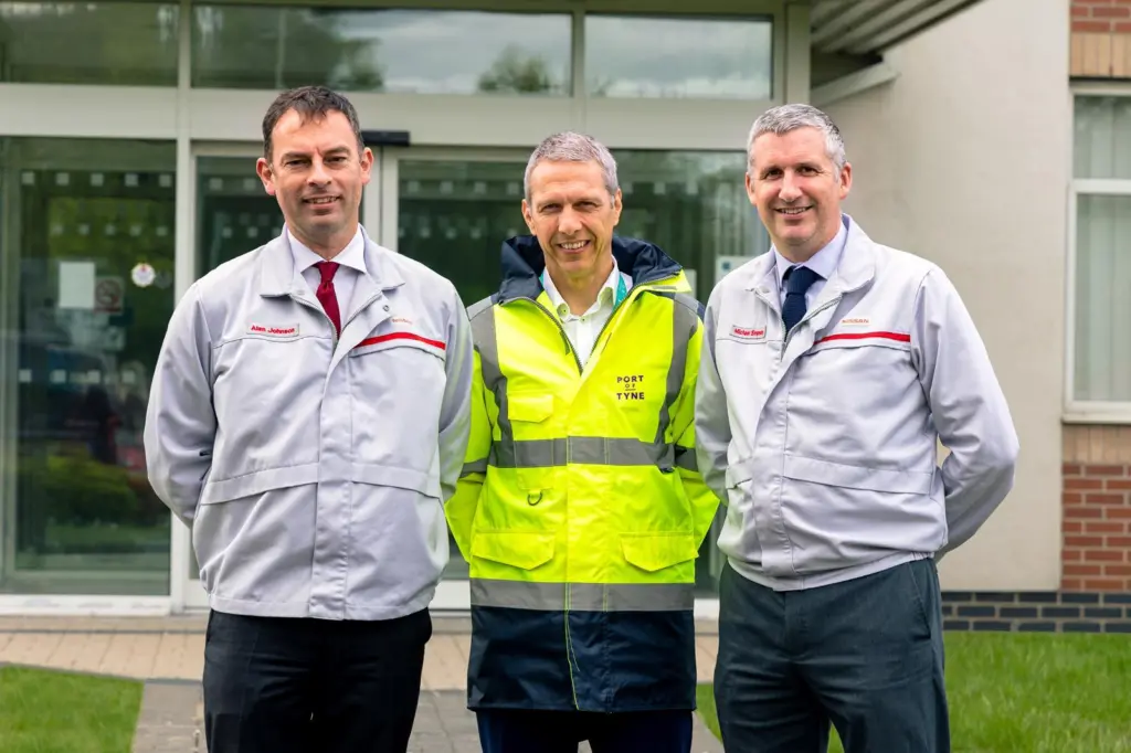 L-R Alan Johnson, Matt Beeton, Michael Simpson Nissan