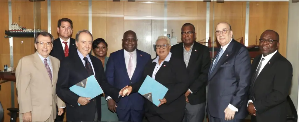 The Bahamas Maritime Authority signs a MoU with Argenmar
