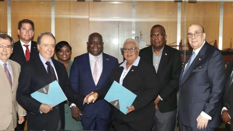 The Bahamas Maritime Authority signs a MoU with Argenmar