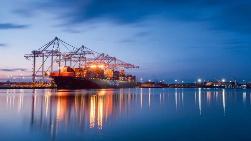 Hapag-Lloyd container at port