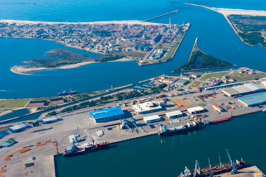 An overhead shot of the Port of Aveiro