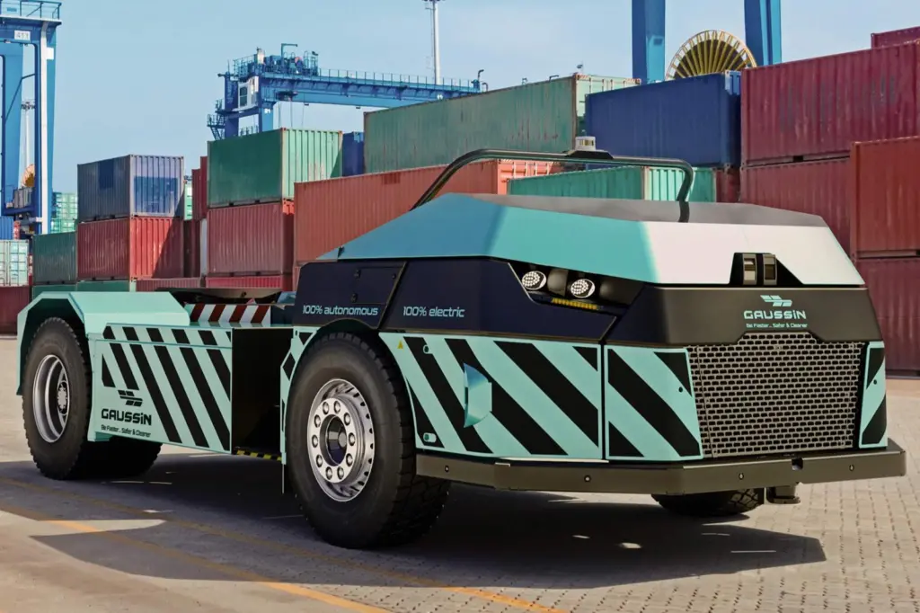 Gaussin's APM 75T autonomous terminal tractor