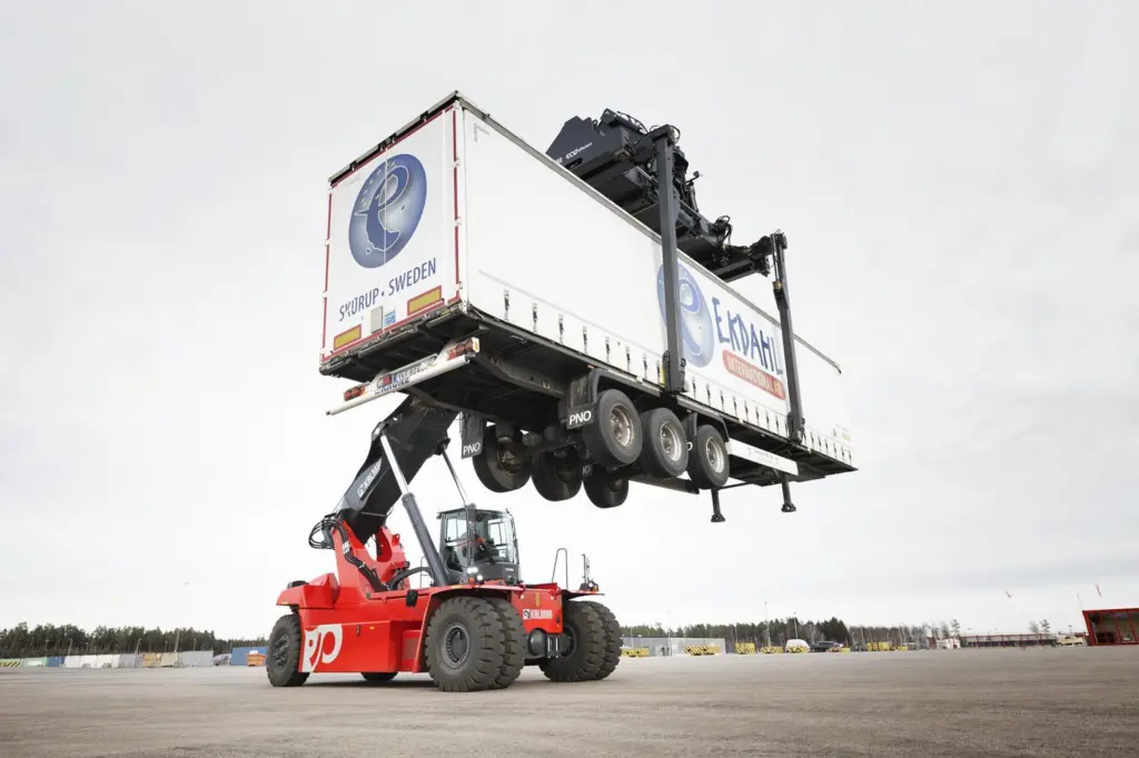 Kalmar's electric reachstacker