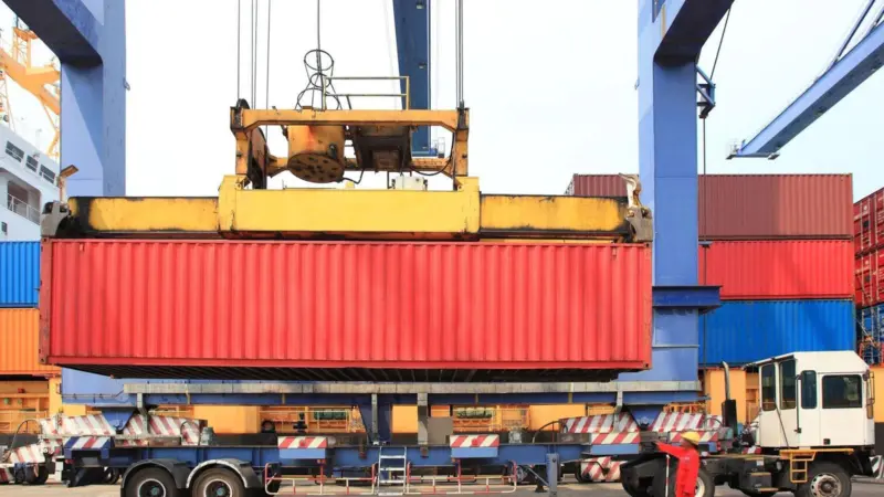 Cargo handling at port