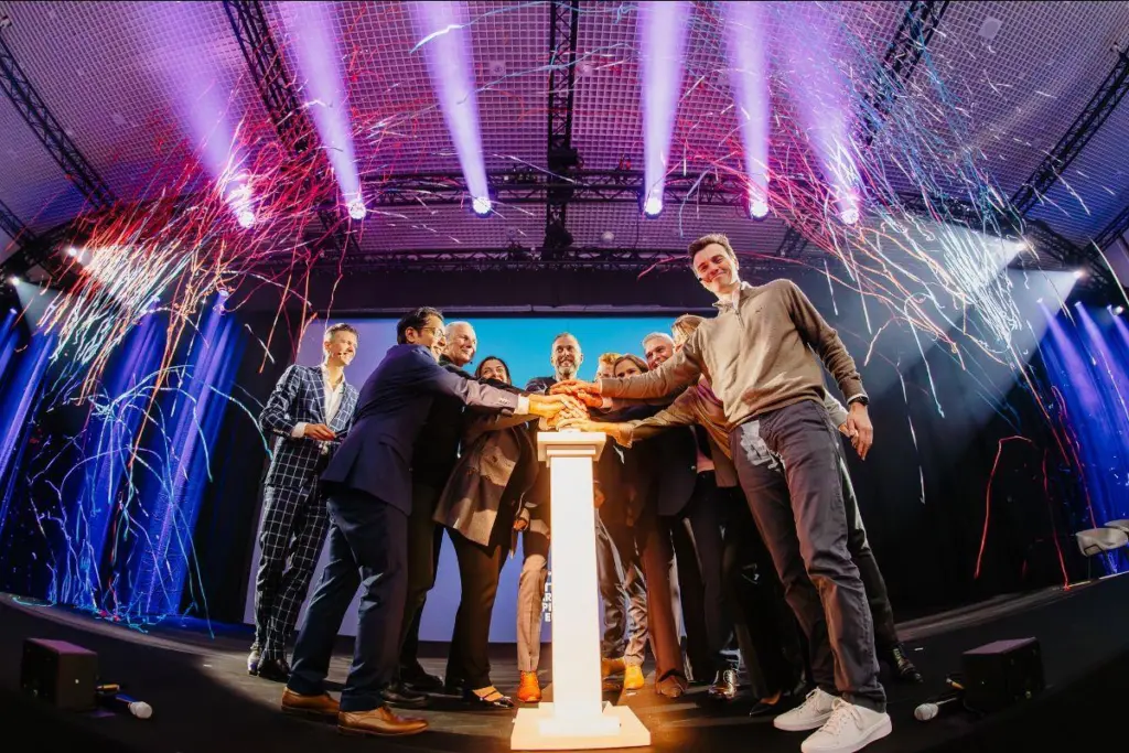 Representatives at the Europort opening summit