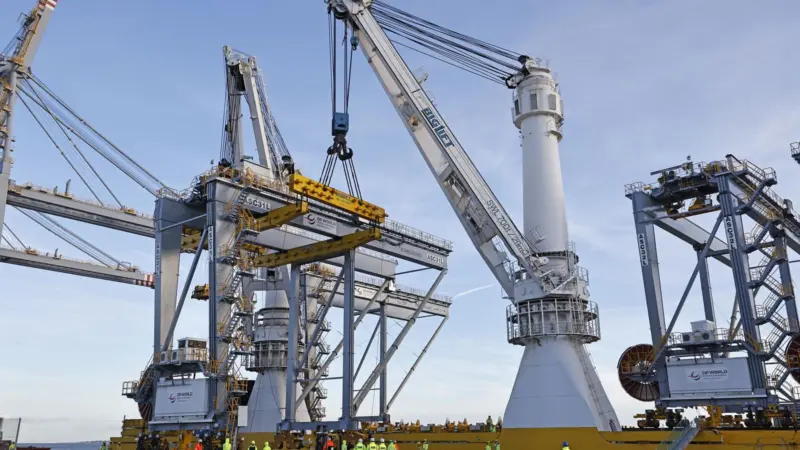DP World has invested in four new ASCs for London Gateway