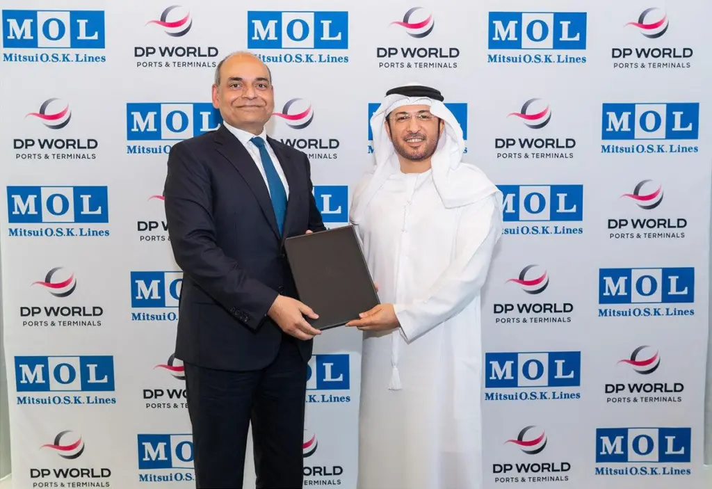 Ajay Singh, managing executive officer of MOL and Abdulla bin Damithan, CEO DP World GCC