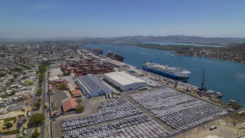 TMAZ with Cosco ro-ro vessel berthed MEXICO