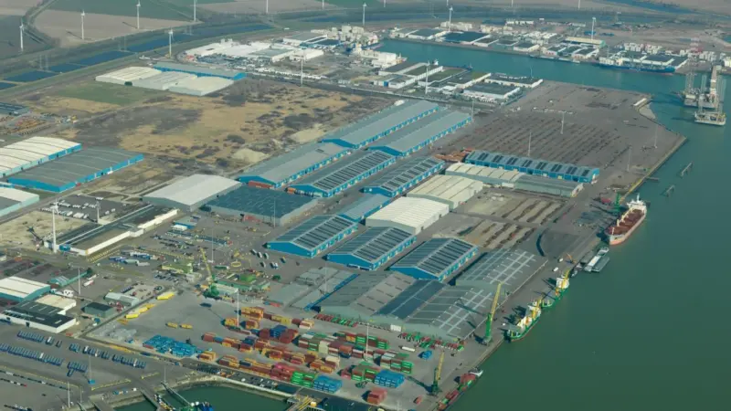 00_302375_verbruggezeelandterminals202203_17790