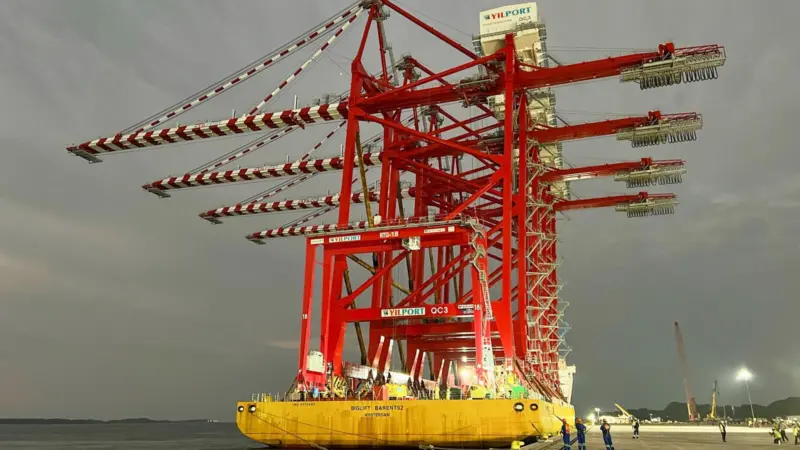 00_303169_vesselberthed_yilport_749690