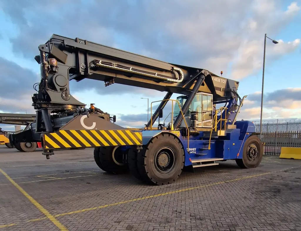 The new Konecrane SMV 4638 at the Port of Hull