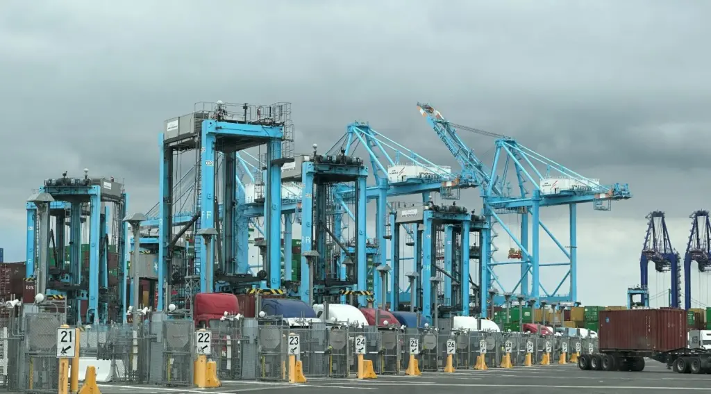 00_306171_kalmarautostradsinapmterminals_310114