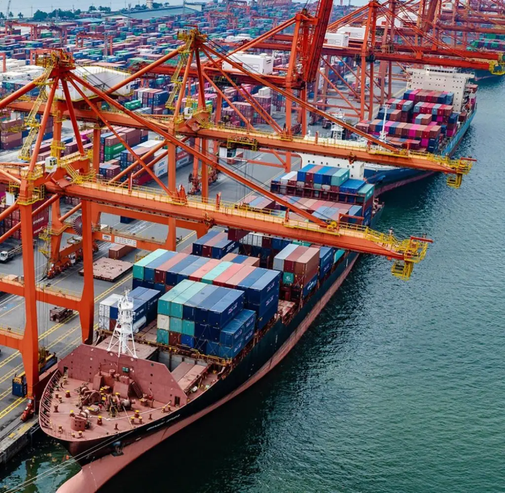 00_310944_1440x1406manilainternationalcontainerterminal05_179772