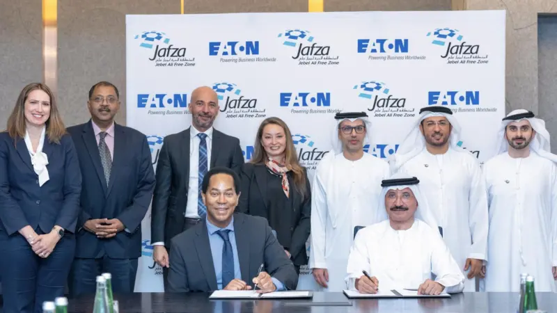 HE Sultan Ahmed bin Sulayem, Chairman and CEO of DP World, and Craig Arnold, Chairman and CEO of Eaton