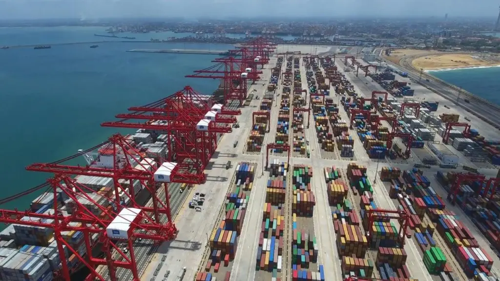 00_318151_colombointernationalcontainerterminal_414054