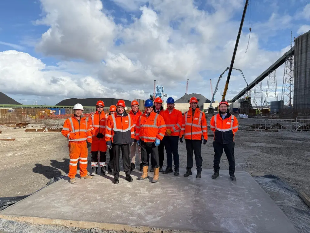 Representatives from ABP and Viterra at Immingham