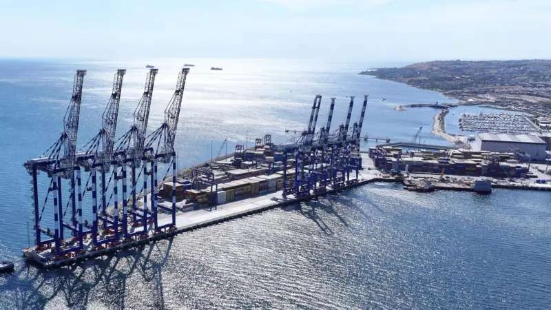 Ship-to-shore gantry cranes at Marport Terminal in Turkey