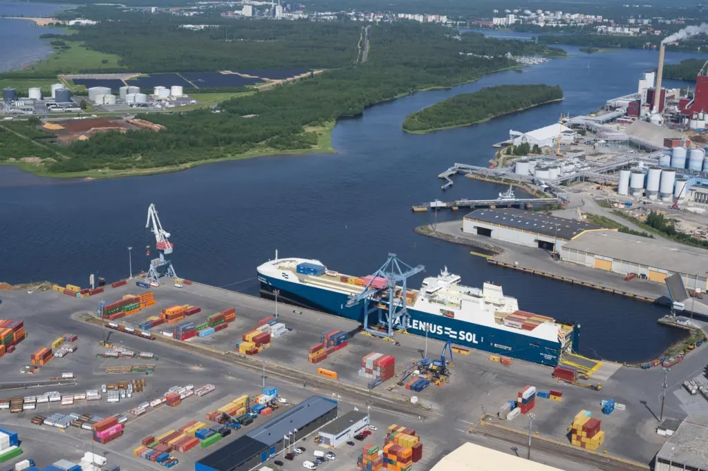 Port of Oulu, Finland