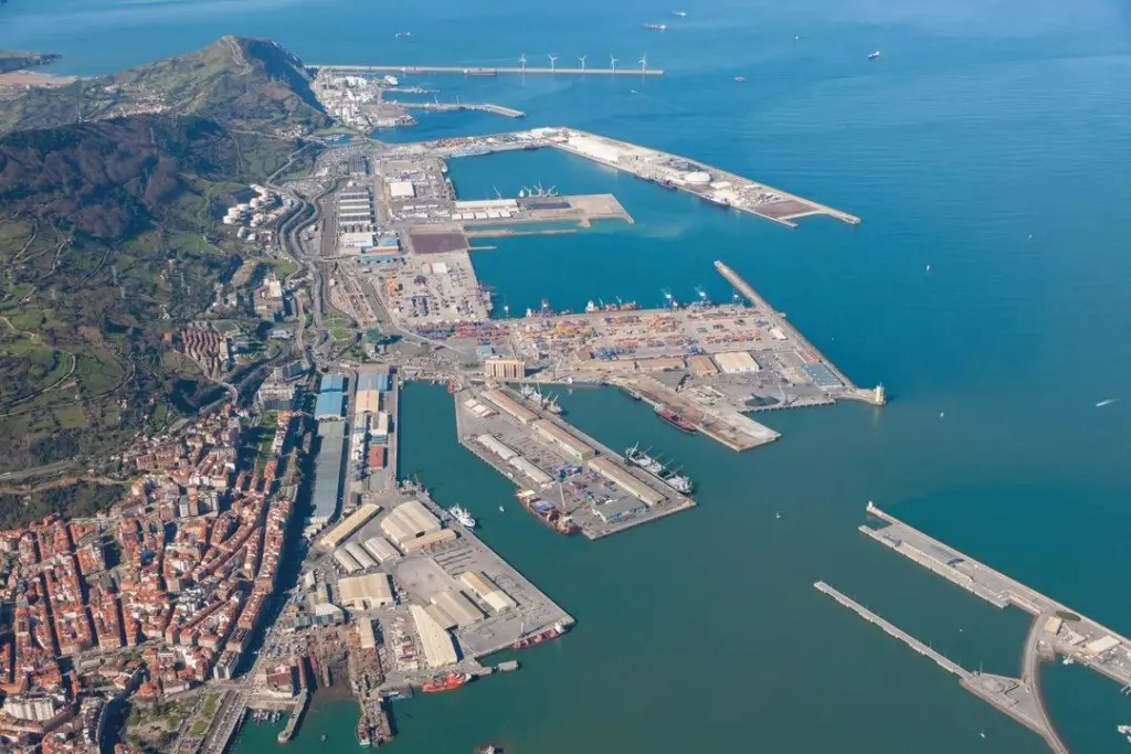 The image shows an overhead shot of Bilbao Port