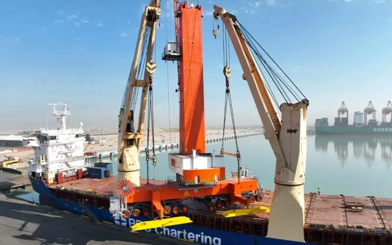 Basra-Gateway-Terminal-gets-new-MHC-r1fu7nzkj51mcj0x33fd2hbmkekewr58kd9uuexnk8