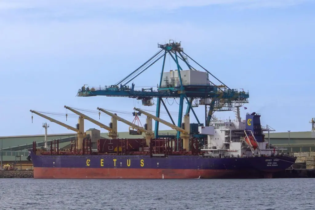 The images shows a bulk vessel alongside the quayside at Esperance