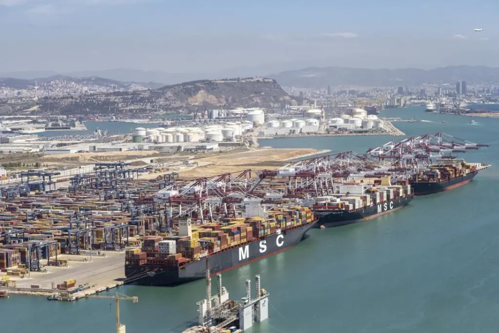 00_327009_port_barcelona_trafics_6_894152