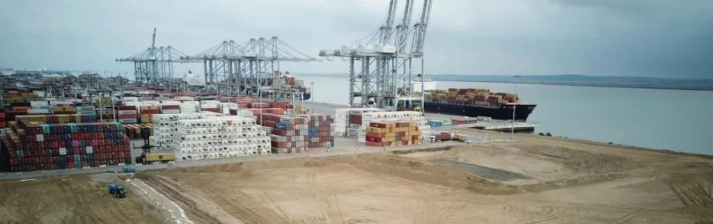 London Gateway Berth Four Construction