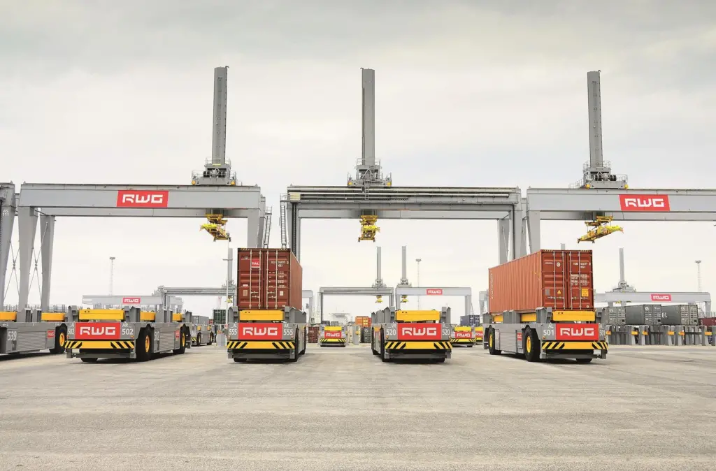Cranes and vehicles at RWG in the Netherlands