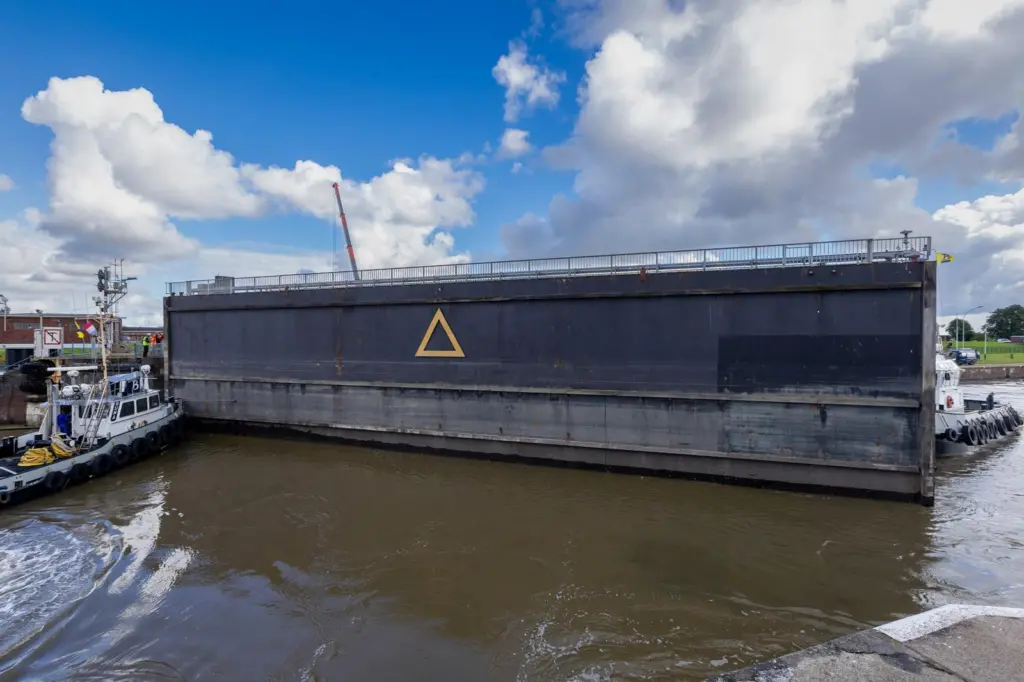 bur-20240701-gr-seeschleuse-629